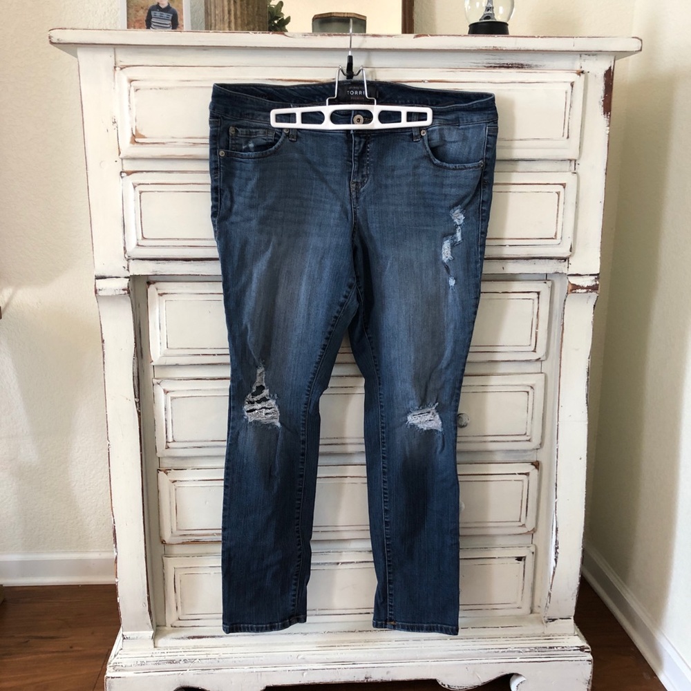 Torrid Stretch Boyfriend Jeans size 18